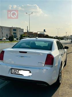 كرايسلر 300
